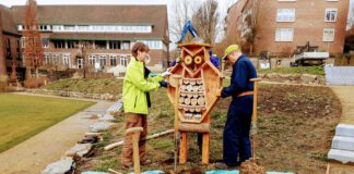 Ter nagedachtenis aan Niek realiseert IVN Heuvelland een insectenhotel in Gulpen