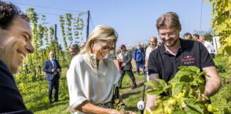 Koningin Máxima op bezoek bij Gulpener