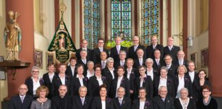 Drie verdienstelijke jubilarissen bij Gemengd Zangkoor St. Gregorius Vijlen