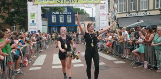 Nacht van Gulpen: Wandelaars trotseren de hitte tijdens jaarlijkse wandelklassieker