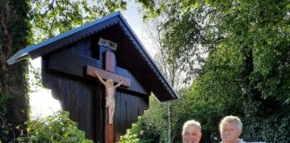 Wegkruis Vaals volledig gerestaureerd