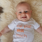 Een uniek ‘Kal plat’ rompertje voor iedere nieuwe baby in Eijsden-Margraten