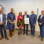 Marly Lemmerlijn-Curfs ontvangt namens Gulpen-Wittem een gemeentelijke onderscheiding