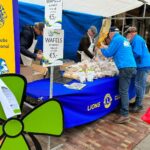 Opbrengst wafelverkoop Hubertusmarkt overhandigd aan Stichting Wensulance