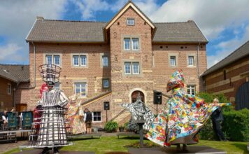 Kunstroute De Poorten van Reijmerstok presenteert 13e editie: “Diepgeworteld in Blauw”