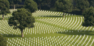 Gemeente Eijsden-Margraten nodigt Trump uit voor bezoek aan oorlogskerkhof