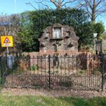 Wegkruis Melleschet in slechte staat