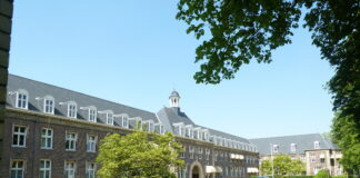 Unieke inkijk in een stuk levende Limburgse geschiedenis: Lezing over ‘De vroedvrouwenschool: meer dan een naam, meer dan een opleidingsinstituut’