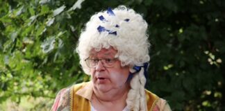 Zes voorstellingen in Oos Heim: Jubileumklucht ‘Het Gouwe Kauf’ op de planken bij het Margratens Toneel Gezelschap