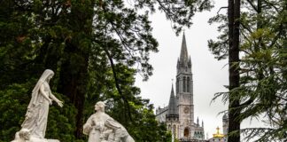 Dekenaal Bestuur Gulpen op bedevaart naar Lourdes