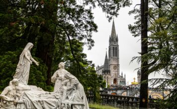 Dekenaal Bestuur Gulpen op bedevaart naar Lourdes