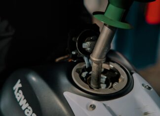 Tanken in Duitsland vanaf mei opnieuw goedkoper